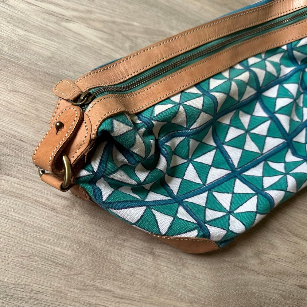 Roberta Roller Rabbit Travel Toiletry Bag Canvas Geometric Print Leather Trim